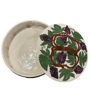 Vintage Arnel's Pottery Covered Dish Hand Painted Grapes Vines & Leaves 8.5 x3.5